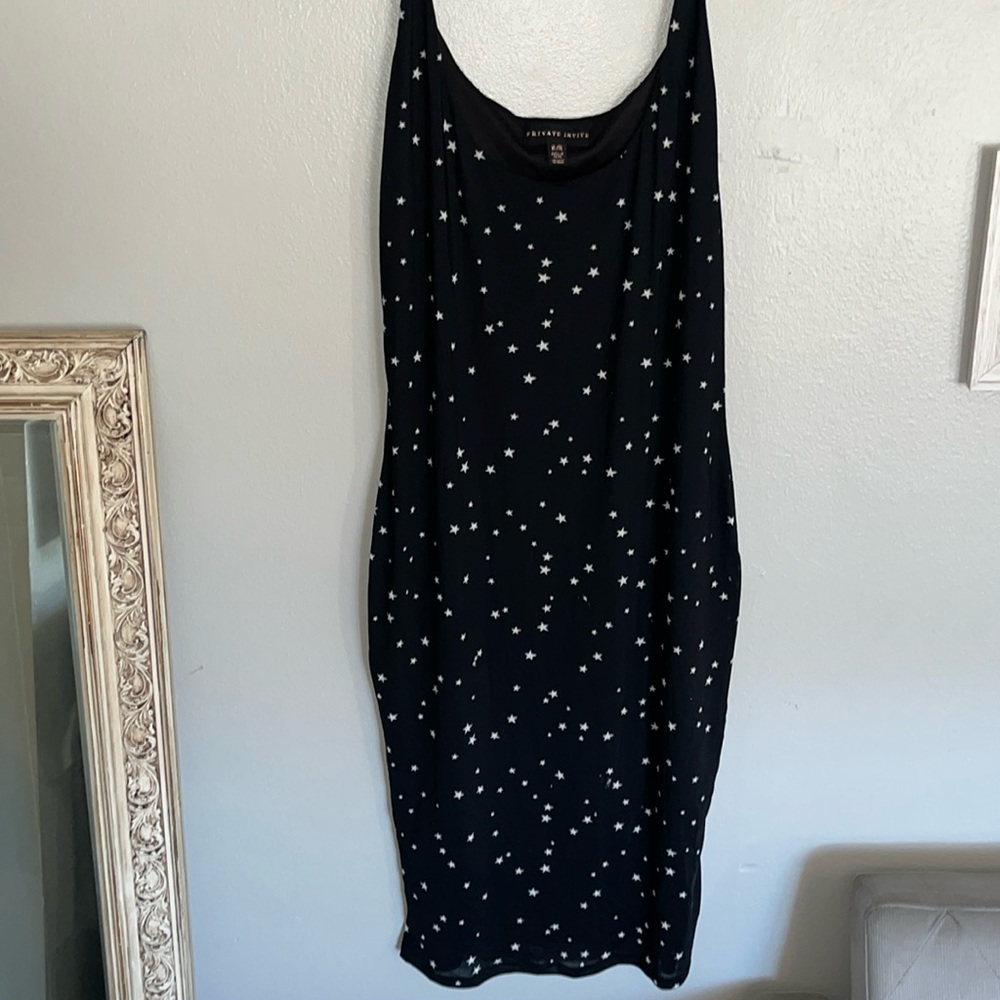 Fitted black dress